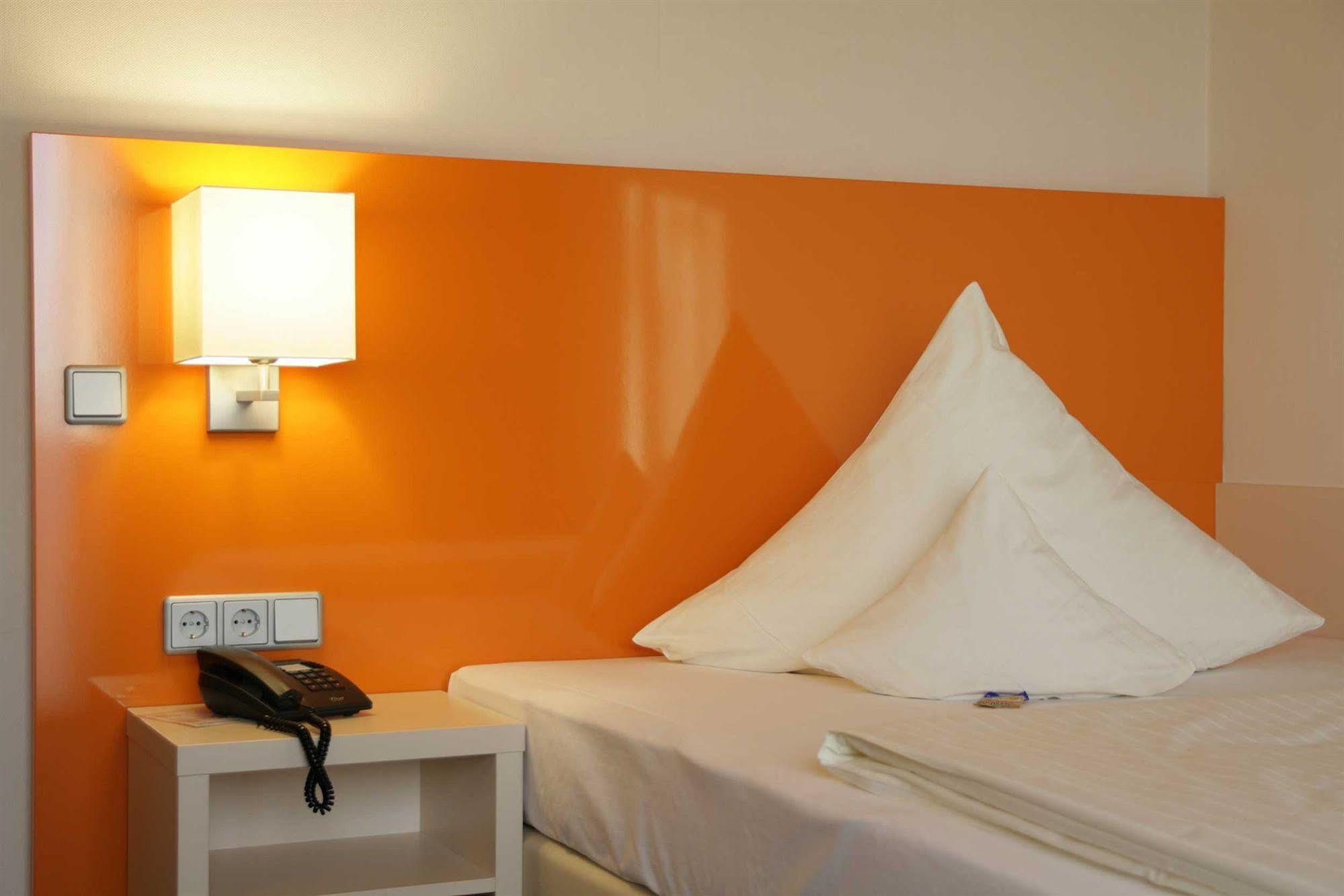 Stadt-Gut-Hotel Filderhotel 오스트필던 외부 사진