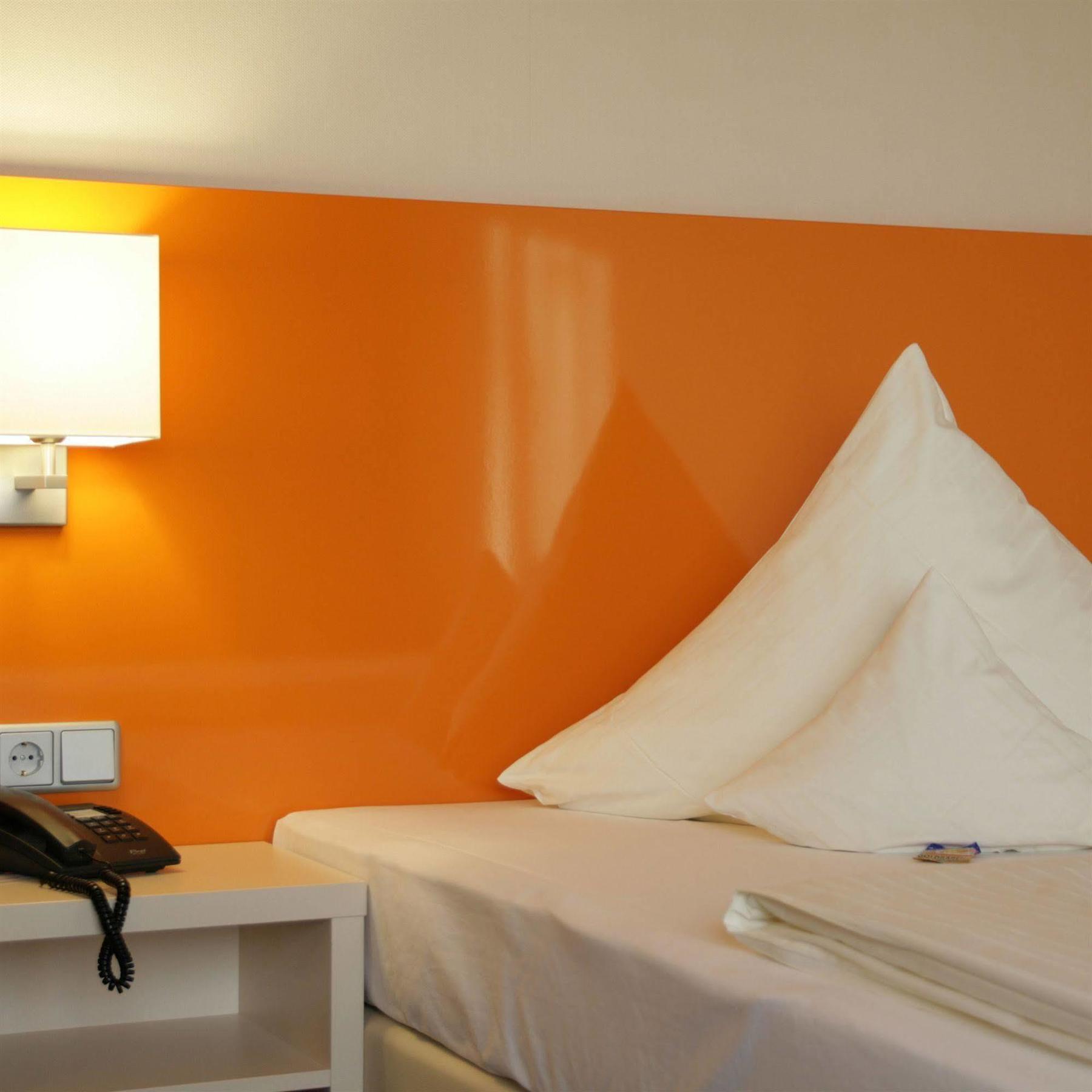 Stadt-Gut-Hotel Filderhotel 오스트필던 외부 사진